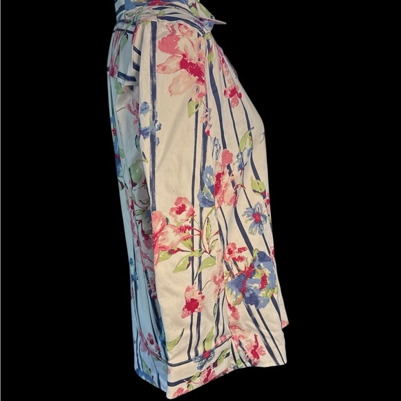 Coldwater Creek White and Red Floral Button Down Shirt - Picture 7 of 7